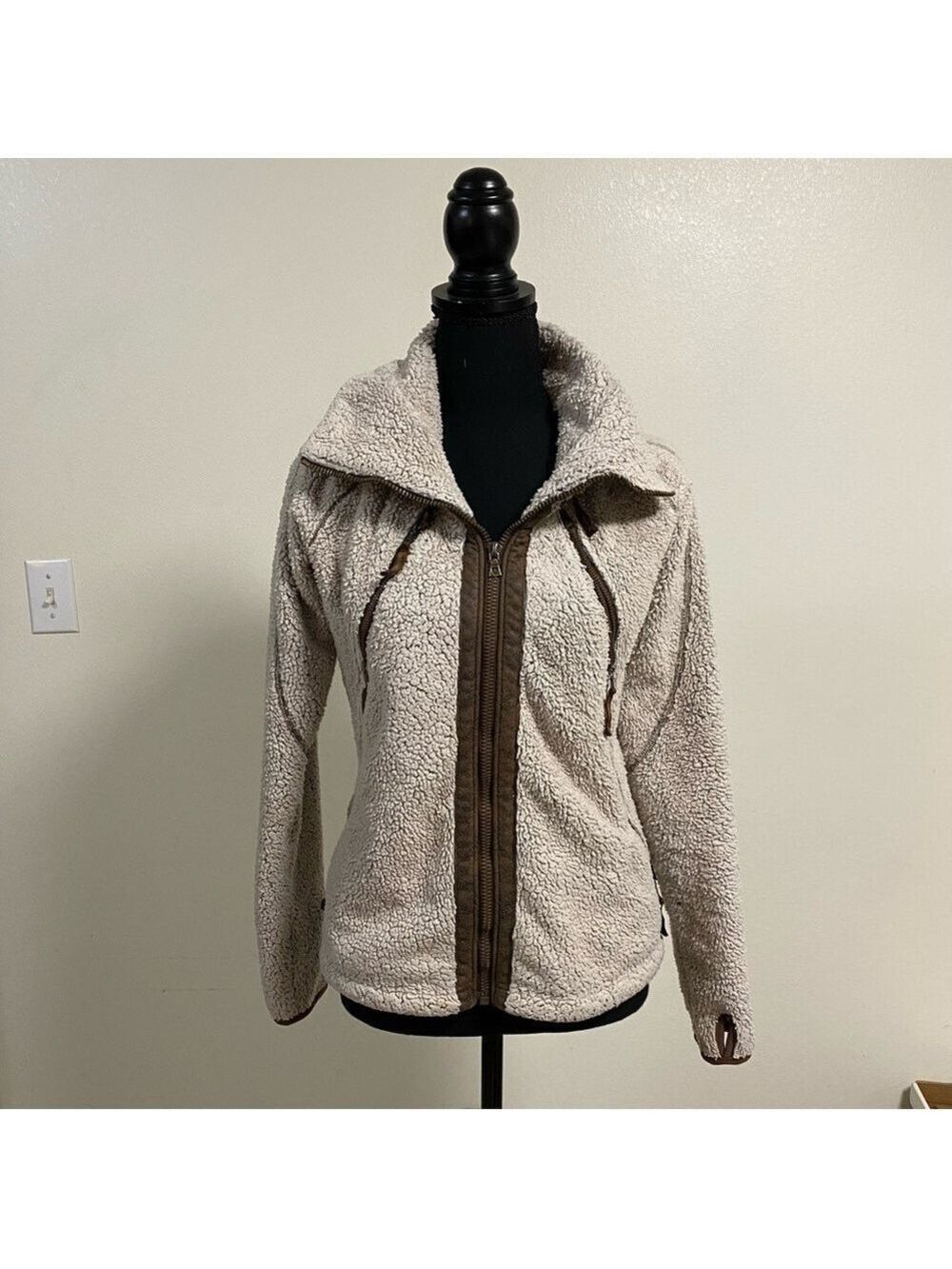Kuhl Jacket Women’s Size Small Stone Fleece Flight Jacket Hooded Sweater Jacket